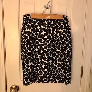 Floral J. Crew pencil skirt sz 00